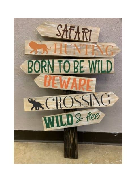 safari directional sign